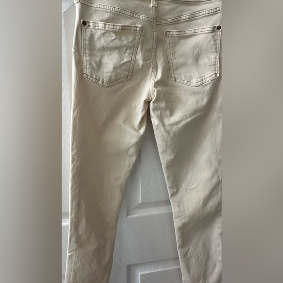 Pilcro and the Letterpress Anthropologie  “Skinny” Jeans – Eggshell/Cream - Picture 12 of 12